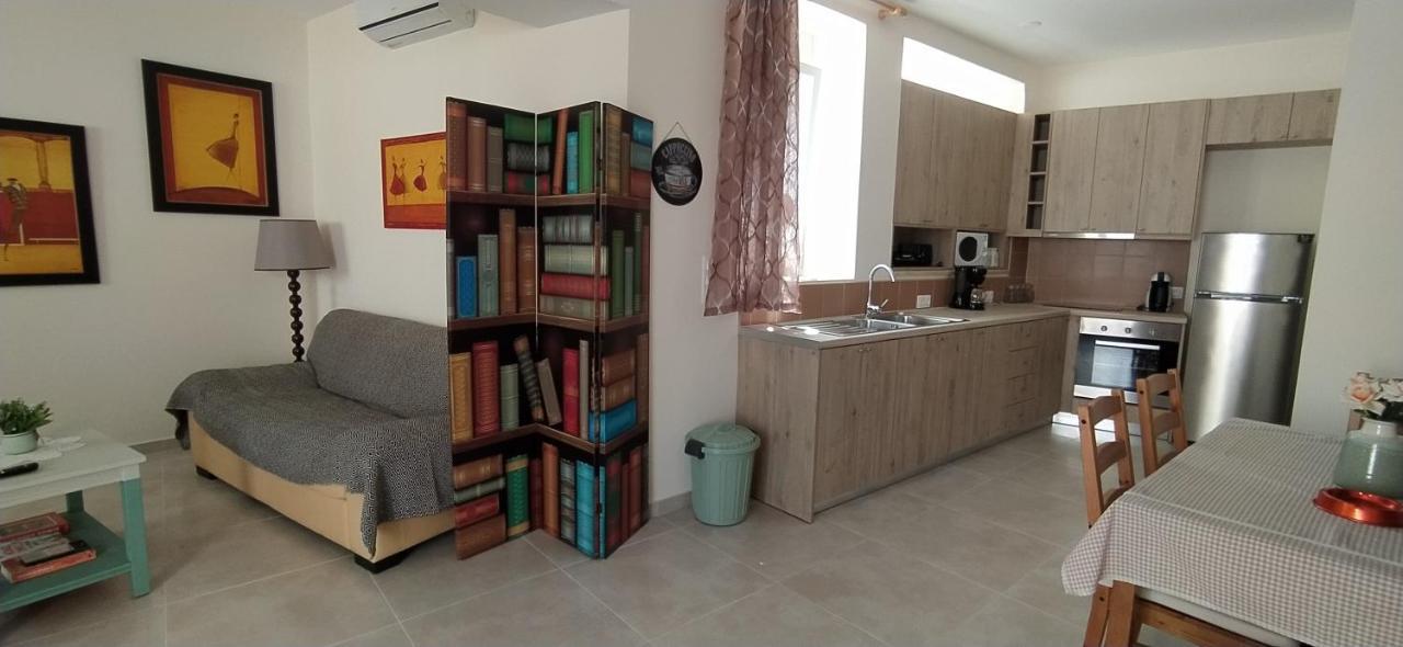 Kalamitsi 2 Floor Apartment Kalamítsion Alexándrou Exteriör bild